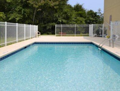 Days Inn & Suites By Wyndham Swainsboro Facilities photo